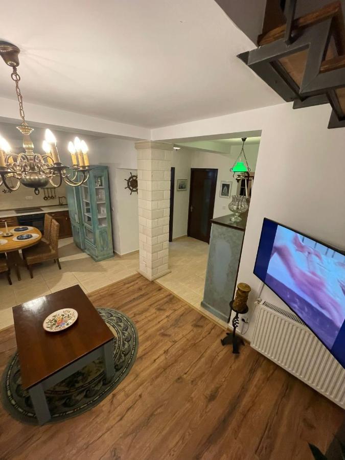 Ferienwohnung Apartament Yannis Alba Iulia Exterior foto